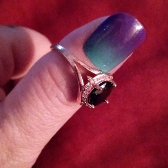 Ring - Picture 2 of 2